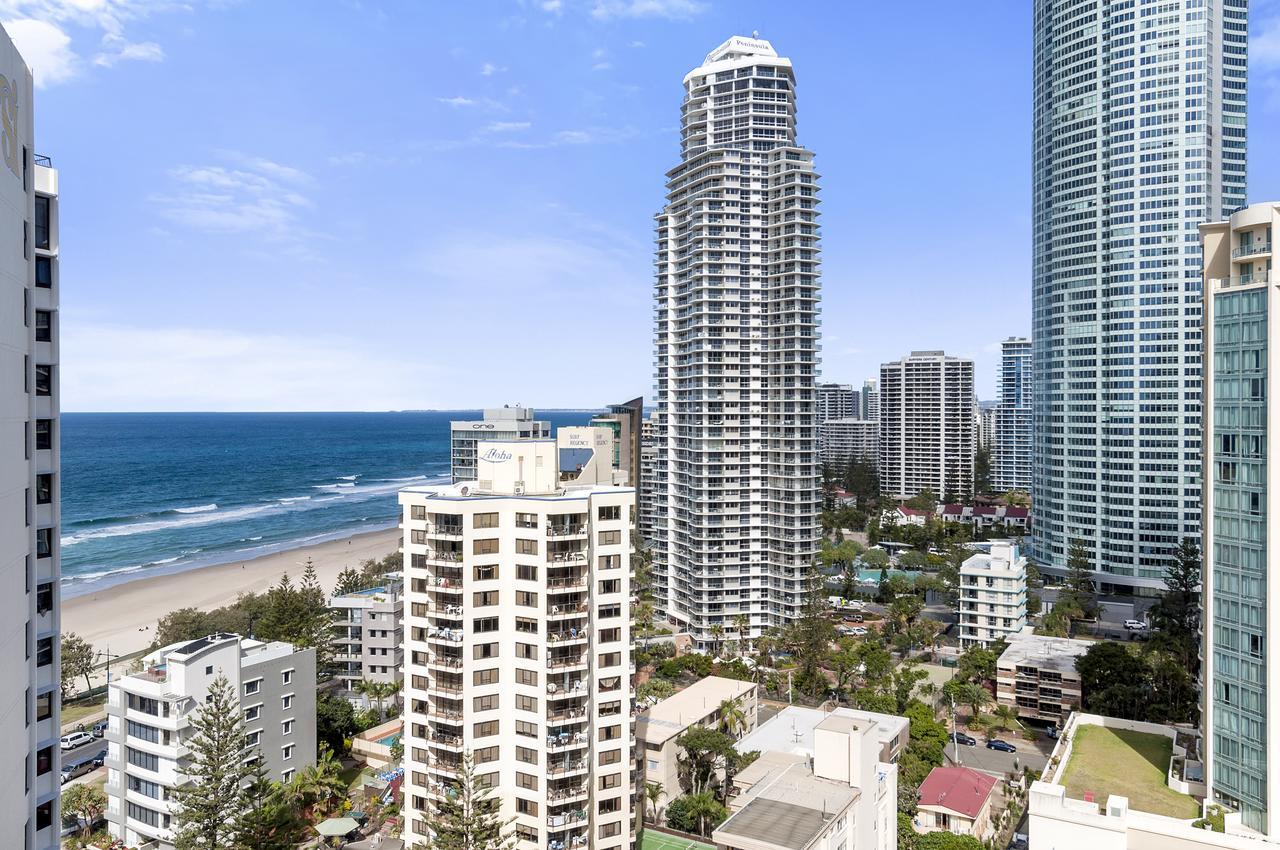 Surfers Beachcomber Private Apartment